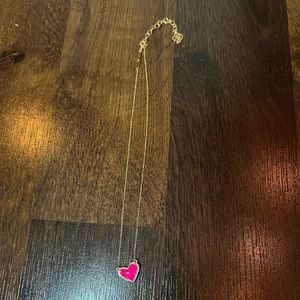 NWOT Kendra Scott Ari Heart Gold Pendant Necklace